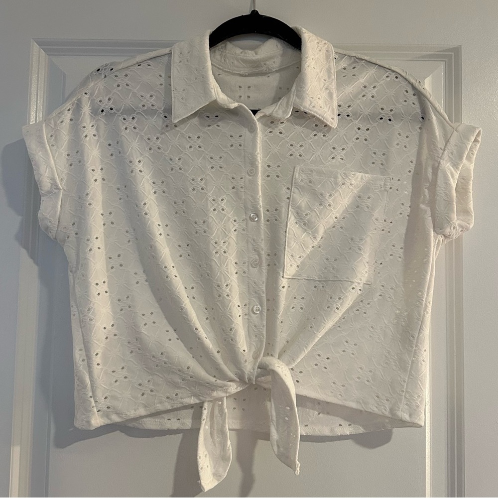 Ardene Eyelet White Collared Button Down Front Tie Crop Top Size XS